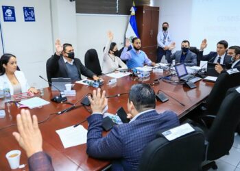 Comisión de Hacienda aprueba Ley Simplificada de Adquisiciones para Obras Municipales