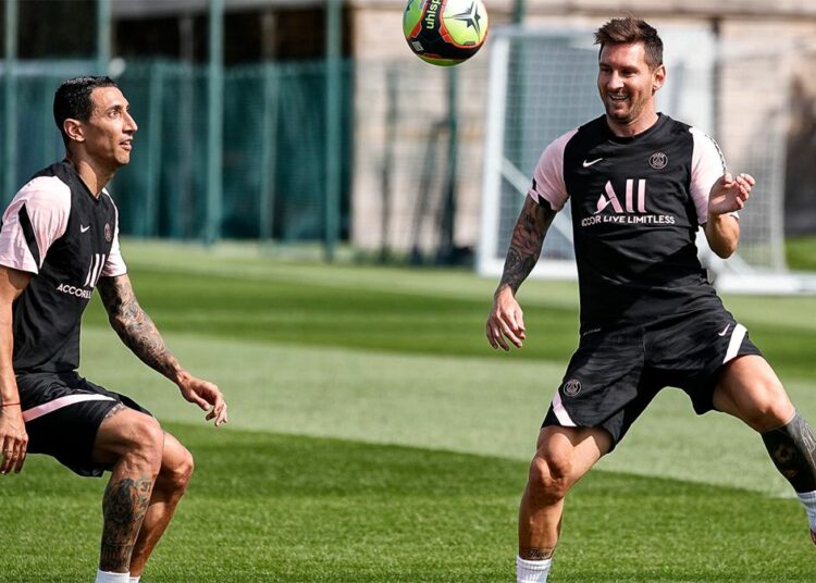 Ángel Di María habló de la vida familiar de Messi en Francia y dio indicios del futuro de Mbappé