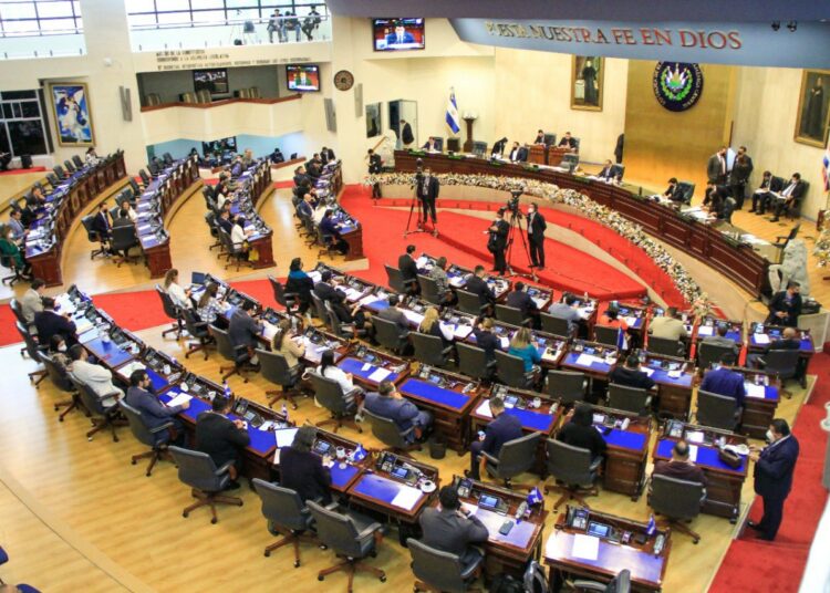 Asamblea aprueba ley que permitirá ejecutar proyectos de infraestructura en los 262 municipios