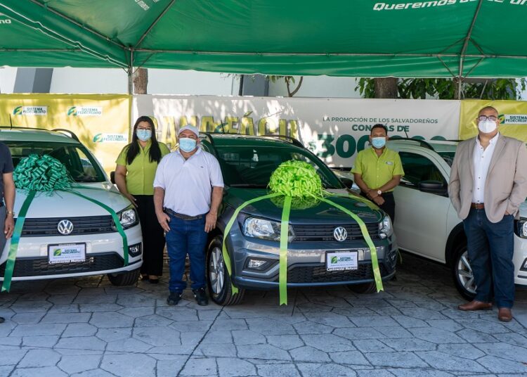 Sistema FEDECRÉDITO realizó la entrega de premios del primer sorteo de la promoción Gana Fácil