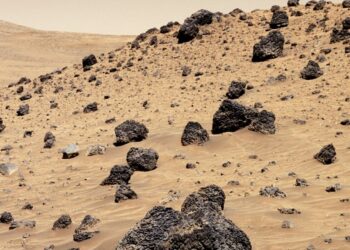 Científicos encuentran pruebas de actividad volcánica a 200 metros bajo la superficie de Marte