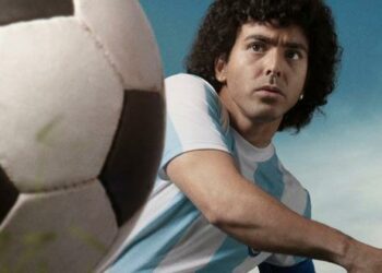 Una escena de la serie de Maradona desató un escándalo con la Lazio