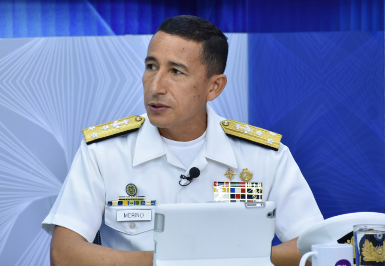 Ministro de Defensa destaca duro golpe al narcotráfico a través de la Fuerza Naval