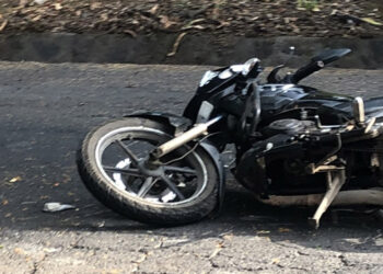 Motociclista fallecido tras ser impactado por un vehículo en carretera que conduce a La Unión