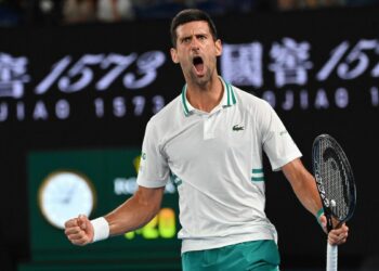 El padre de Novak Djokovic calificó de “chantaje” la vacunación obligatoria para el Abierto de Australia y puso en duda la participación de su hijo