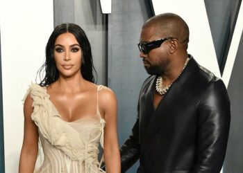 Kanye West le ruega a Kim Kardashian para recuperar a su familia en el Día de Acción de Gracias