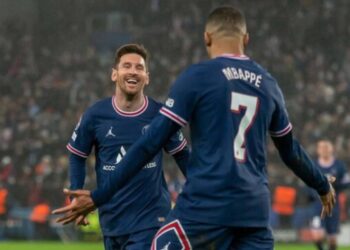 Con dobletes de Messi y Mbappé el PSG derrotó al Brujas y avanza en Liga de Campeones