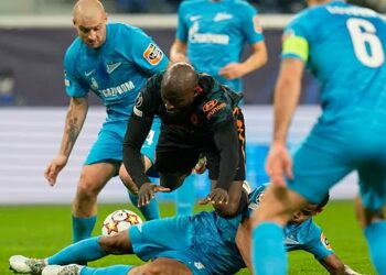 Reparto de puntos en el Estadio de San Petesburgo: Zenit San Petersburgo 3-3 Chelsea