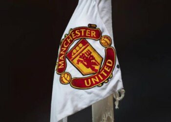 El Manchester United detiene sus entrenamientos tras detectar tres casos de covid-19