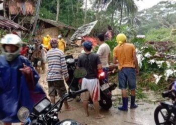 El tifón Rai azota a Filipinas con ráfagas de hasta 240 km/h y provoca la evacuación de decenas de miles de personas