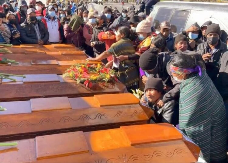 Guatemala impone estado de sitio en comunidades tras masacre