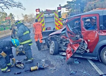 Conductor pierde la vida tras fuerte accidente en carretera en Sonsonate