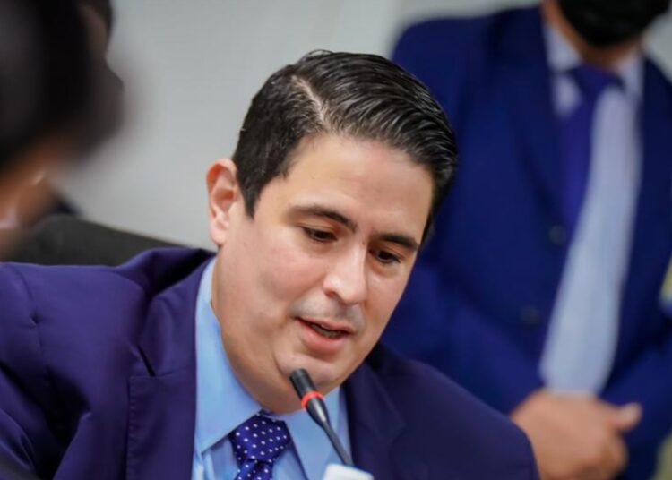 Presidente de CEL: Hoy se priorizan los recursos para los salvadoreños