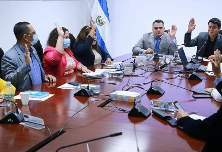 Comisión de Hacienda aprueba reformar Ley Orgánica de la Lotería Nacional de Beneficencia