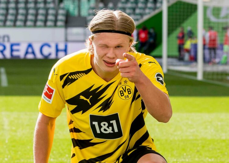 Borussia Dortmund hará una oferta difícil de rechazar con el objetivo de retener a Haaland