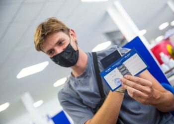 Más de 18 mil extranjeros ya se vacunaron contra el COVID-19 en El Salvador