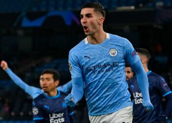 El Barcelona ultima los detalles contractuales de Ferran Torres