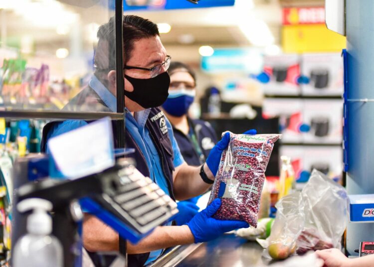Defensoría ha realizado más de 1,580 inspecciones en comercios durante las festividades