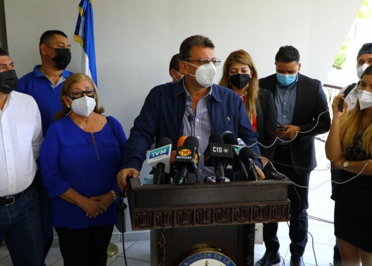 Exalcalde de Chalatenango renuncia al partido ARENA