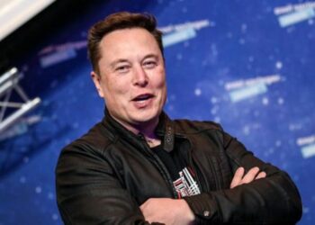 (VIDEO) Yi Long Musk, la «imitación china» de Elon Musk, se vuelve viral en las redes por su «escalofriante» parecido con el magnate