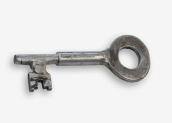 Gobierno sudafricano busca impedir la venta de la llave de la celda donde se encarceló a Nelson Mandela durante 18 años