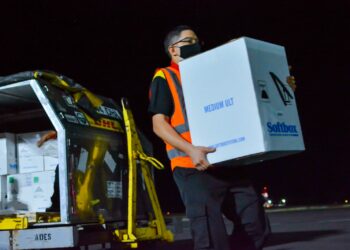 Nuevo lote de vacunas llega al país para seguir inmunizando a más salvadoreños