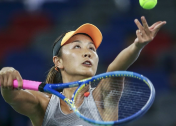 La tenista Peng Shuai negó haber hecho una denuncia de abuso sexual contra un ex funcionario del gobierno de China