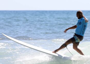 El salvadoreño Amado Alvarado no pudo subir al podio de Surf City El Salvador ALAS Pro Tour 2021