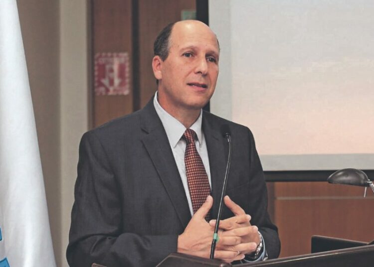 Miguel Ángel Simán no asiste a la comisión de Antejuicio de Norman Quijano