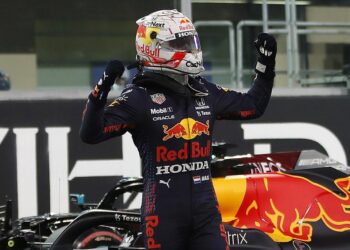 Max Verstappen fue el más rápido en Abu Dhabi y le ganó la clasificación a Hamilton de cara a la definición del título de la Fórmula 1