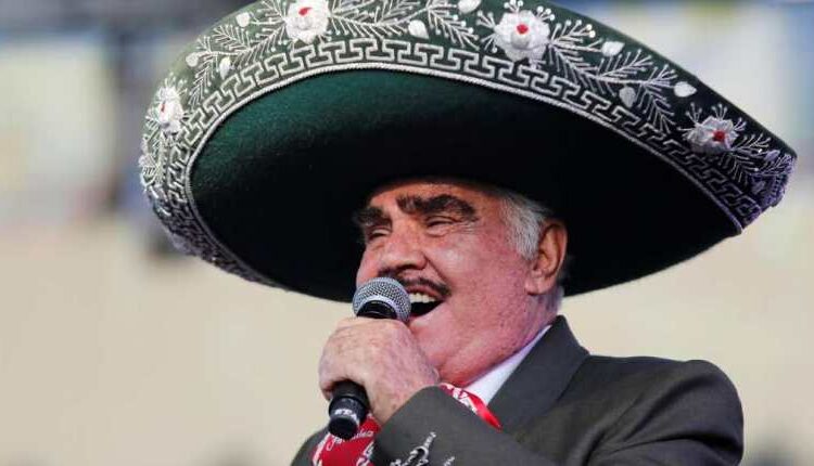 ¿Cuál era el verdadero nombre de Vicente Fernández?