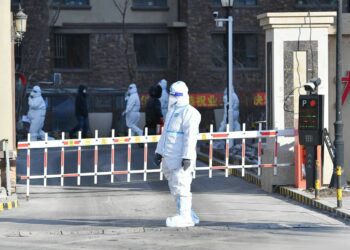 China vuelve a confinar una ciudad de 13 millones de habitantes debido a un brote de contagios por covid-19