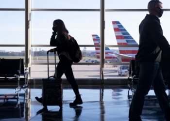 EE. UU. exigirá a los viajeros un test negativo de 24 horas antes de su vuelo