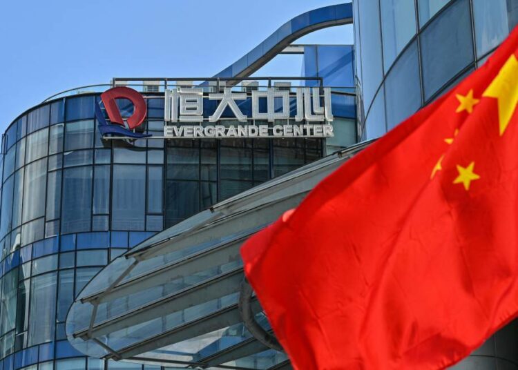 La agencia Fitch declaró en default al gigante inmobiliario chino Evergrande