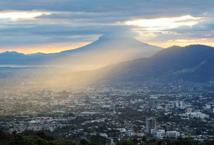 Diciembre de 2021 será el mes con menos muertes violentas en El Salvador desde 1995