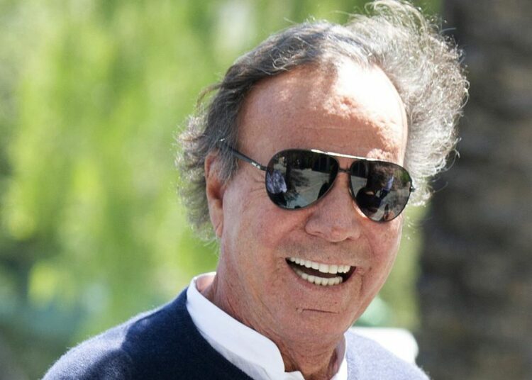 Así es la nueva vida de Julio Iglesias