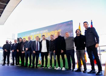 Los mensajes de Independiente, Racing, Manchester City, Barcelona, Real Madrid y la Selección de Argentina para Agüero