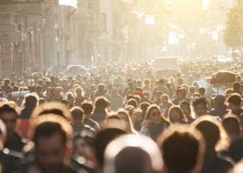 La población mundial tuvo un aumento de 74 millones de personas en el último año