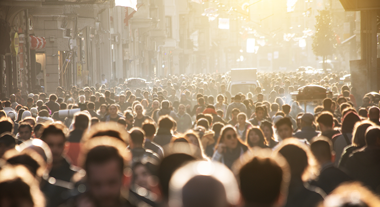 La población mundial tuvo un aumento de 74 millones de personas en el último año