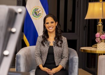 Primera Dama destaca política Crecer Juntos en Cumbre de Tokio sobre Nutrición para el Crecimiento