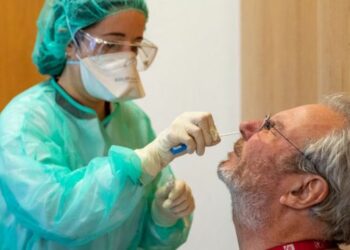 Expertos israelíes explican por qué la pandemia puede estar llegando a su fin