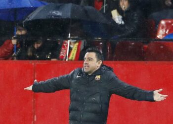 Xavi sólo cuenta con 9 jugadores de campo debido al brote de casos de coronavirus en el Barcelona