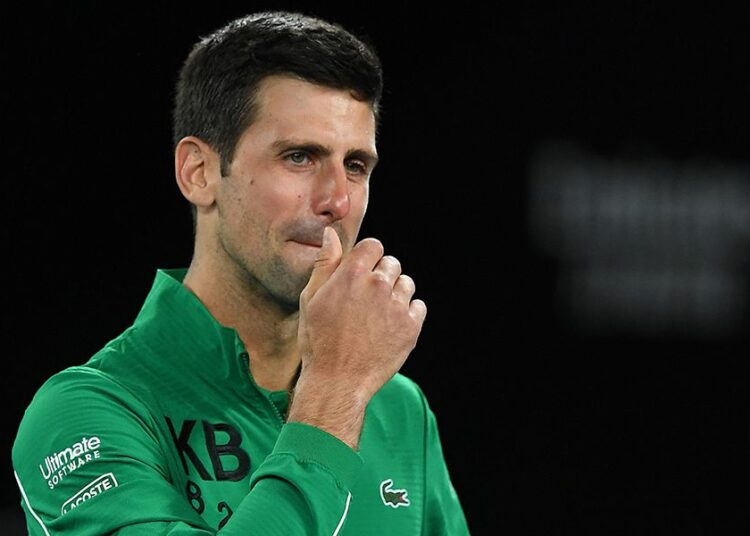 Novak Djokovic apeló su expulsión de Australia y fue alojado en un hotel de refugiados hasta el lunes