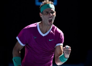 Nadal avanzó a semifinales del Abierto de Australia en medio de fuertes acusaciones de su rival