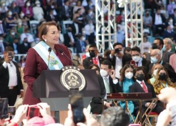 Xiomara Castro asumió como presidenta de Honduras