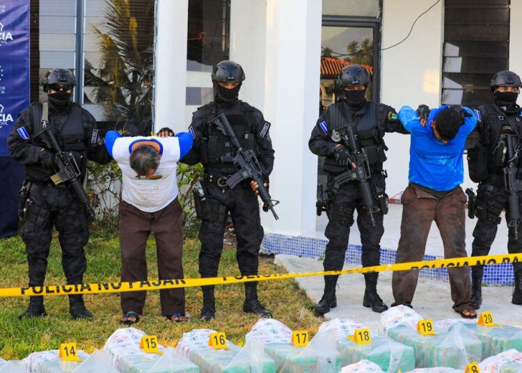 Seguridad presenta primera incautación de droga del 2022 valorada en $12.5 millones