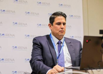 Presidente de CEL, Daniel Álvarez expone el crecimiento energético de El Salvador a más de 160 países en IRENA