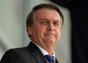Jair Bolsonaro declaró que tiene “una hernia grande” y es posible que deba volver a internarse para una cirugía