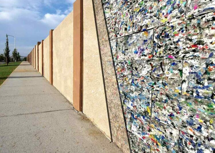 La máquina que convierte la basura en cemento para obras de construcción