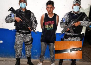 Capturan a pandillero que robó a punta de cuchillo en un autobús